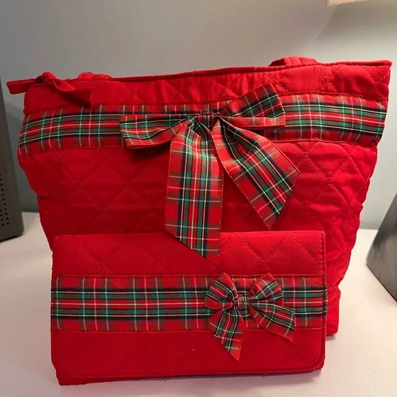 Festive Quilted Red Holiday Purse Tote and Wallet - Picture 1 of 15